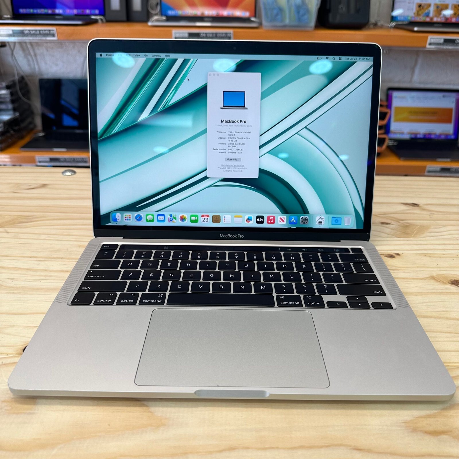 Refurbished MacBook Pro A2251 i5 (16 GB DDR4 RAM/500GB SSD/13.3″ FHD) - Image 2